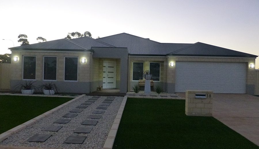 Base 4 Bed
